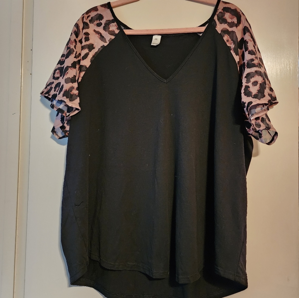 Leopard sleeve blouse